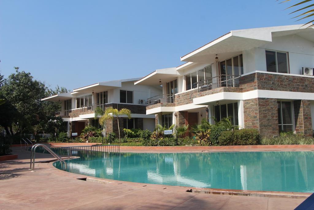 Wonderland Resort Silvassa Exterior foto
