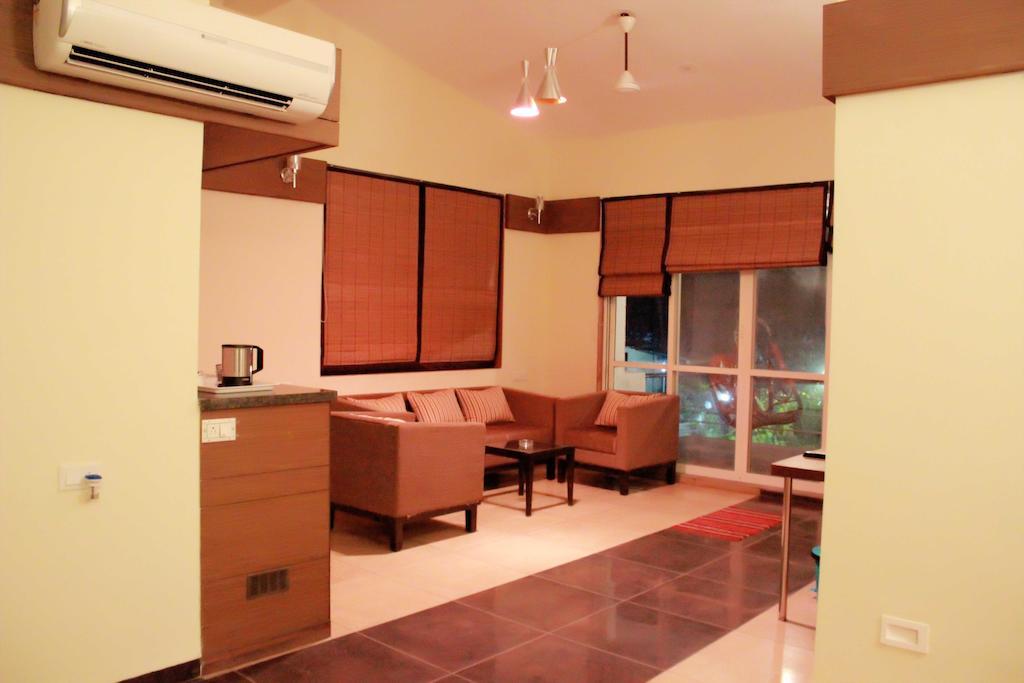 Wonderland Resort Silvassa Exterior foto